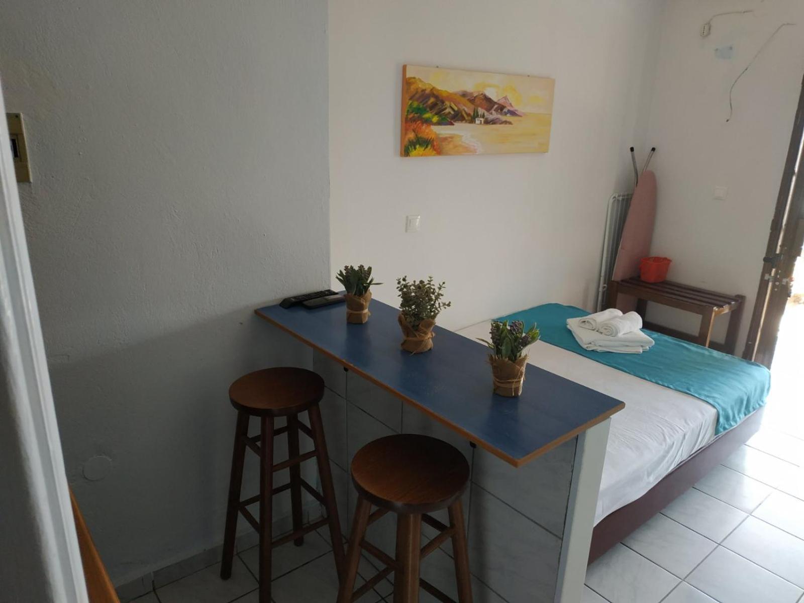 Bambola Apartments Nea Moudania Room photo